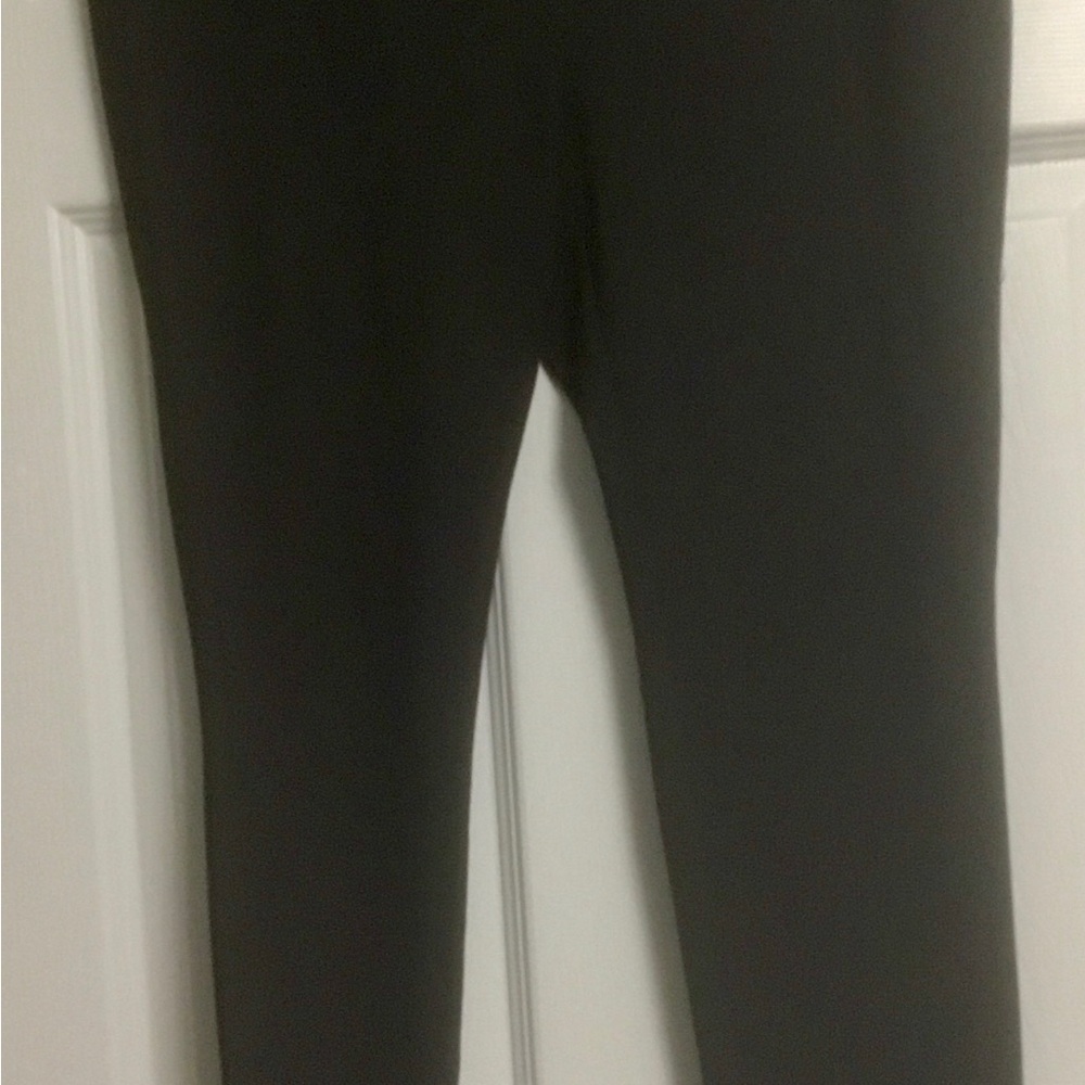 HUE Black Ponte Leggings